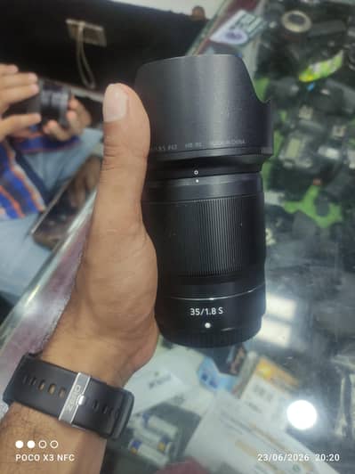 Nikon 35mm 1.8s