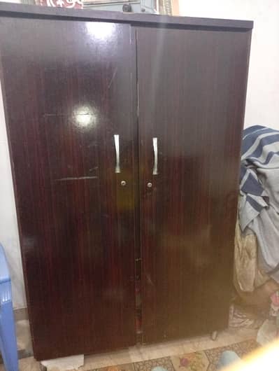 Wooden Wardrobe for Sale – Good Storage Space