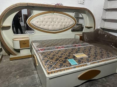 One bed two side tables and one dressing plus new foam 6 inches