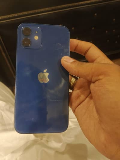 Apple iPhone 12