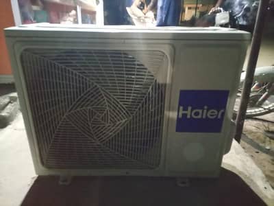 Haier d c inveter Splite AC for sale good condition