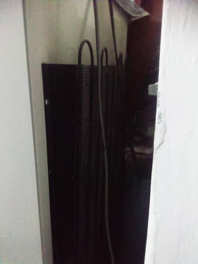 Dawlance refrigerator 12 cubic  in good condition