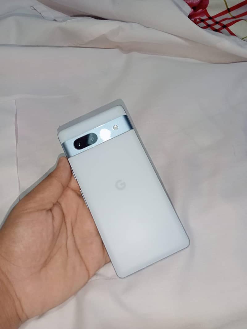 Google Pixel 7a 3