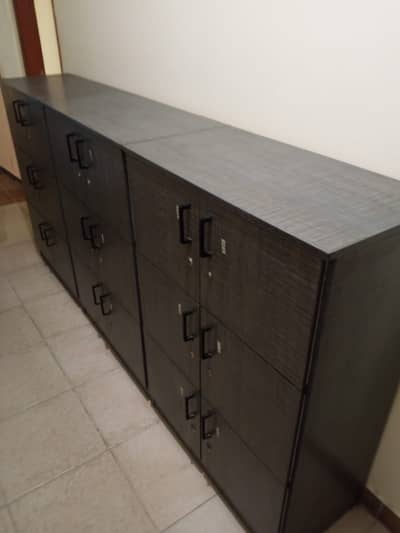 6 Doors Staff Locker