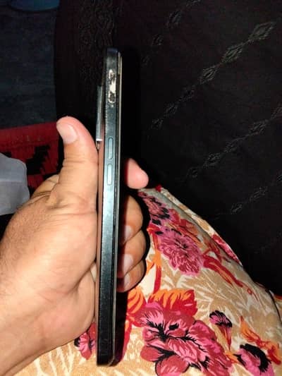OPPO F21 Pro