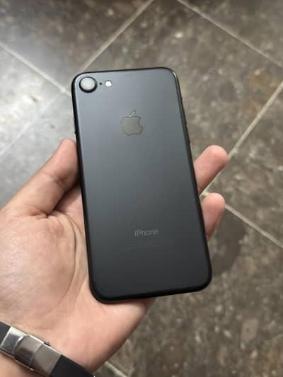 Apple iPhone 7