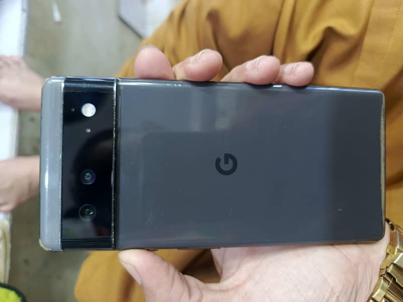 Google Pixel 6 4