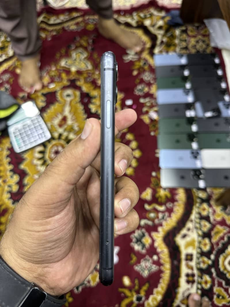 Iphone 11 4