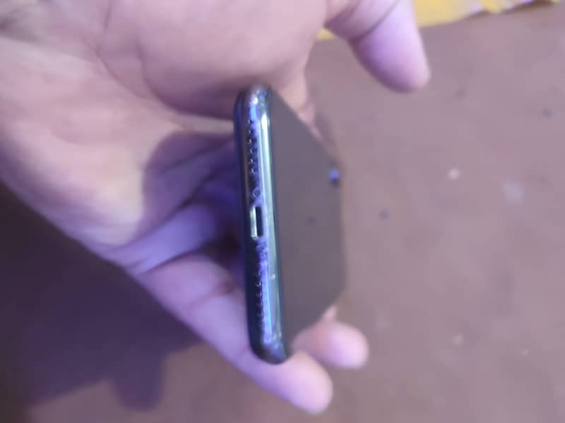 iPhone X 5