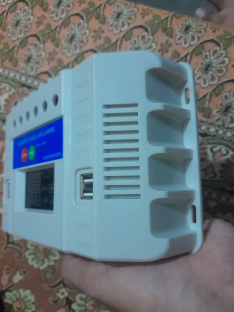 Solar Charge Controller 1