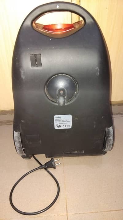 Haier Vacuum Cleaner 1800W