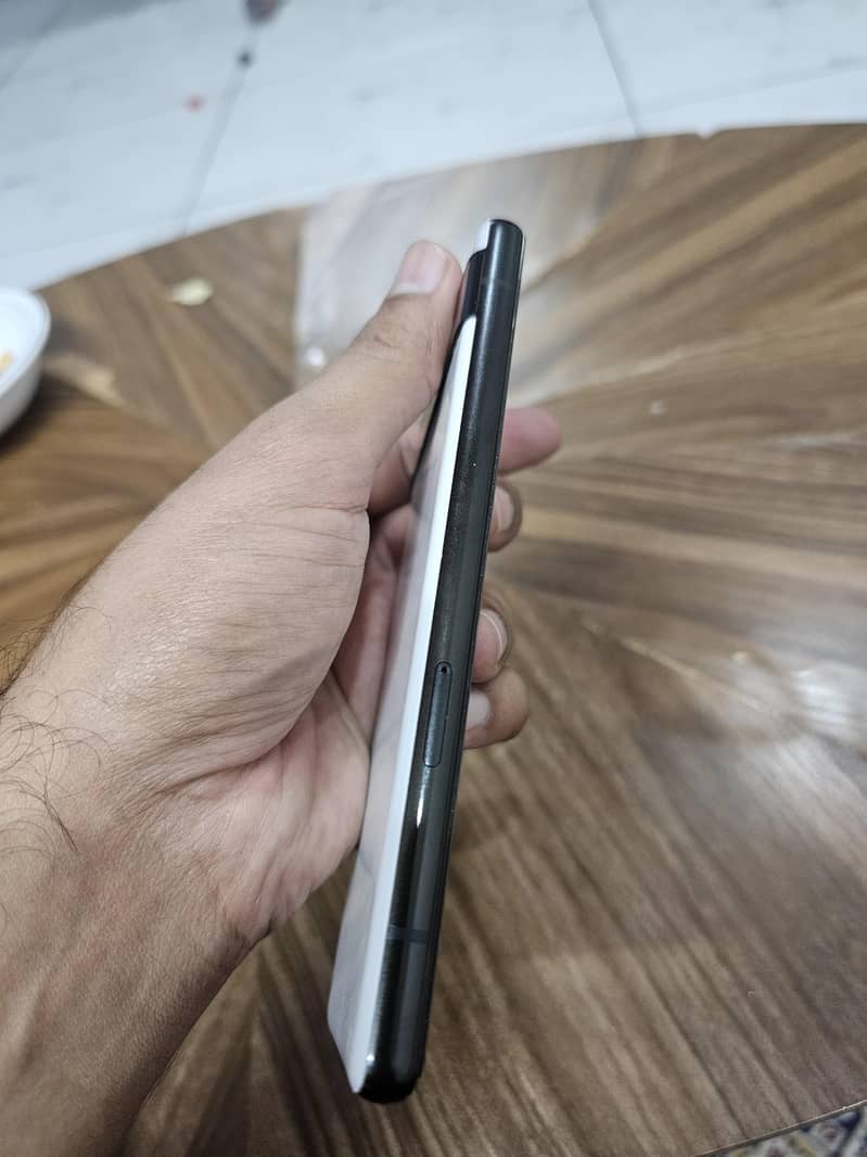 Google Pixel 6a 5