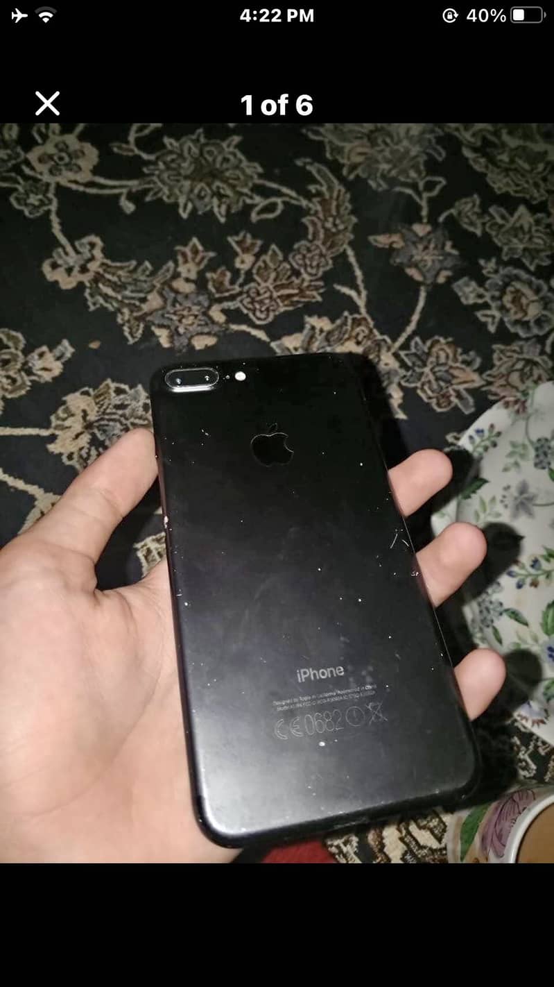 Apple iPhone 7 Plus 0