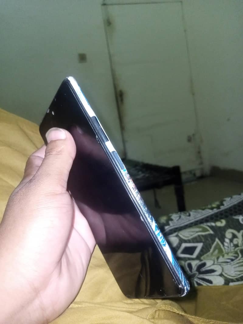 Infinix Note 10 Pro 4