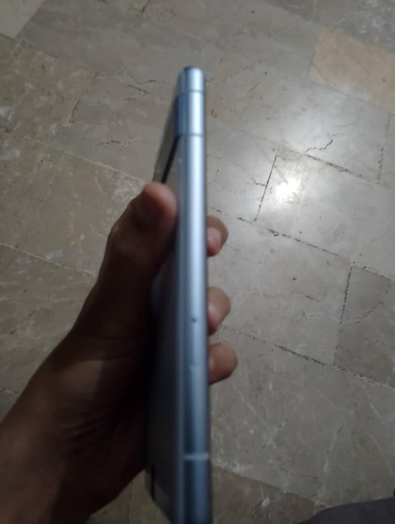 Google Pixel 7a 2