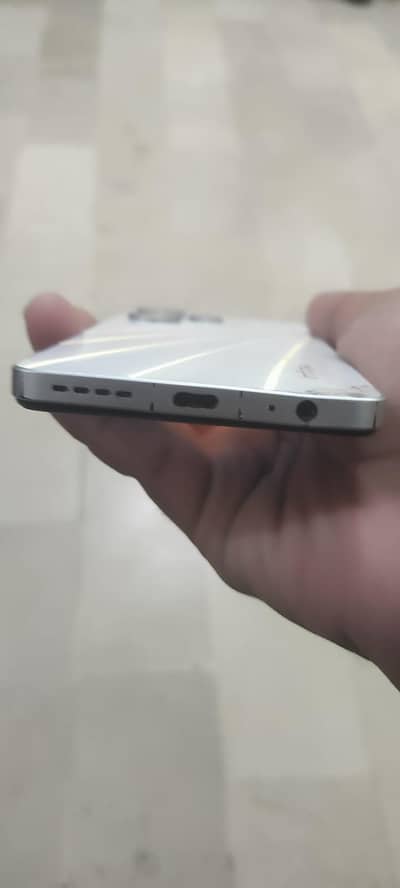 Infinix Hot 30
