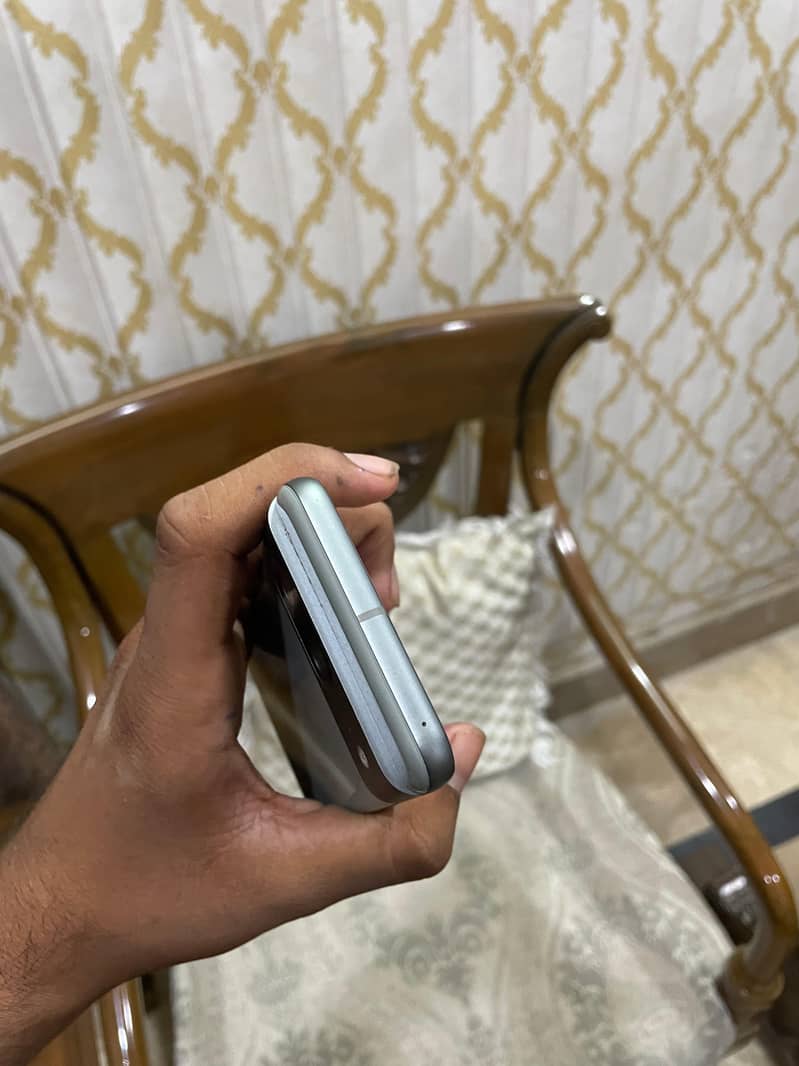 Google pixel 8 7