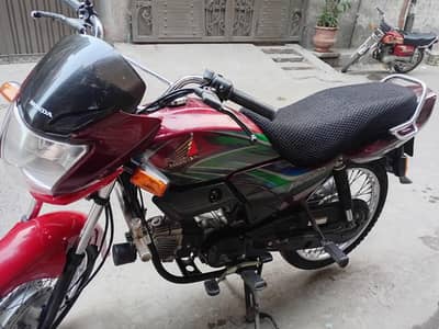 honda pridor 100 cc  0322 8451406