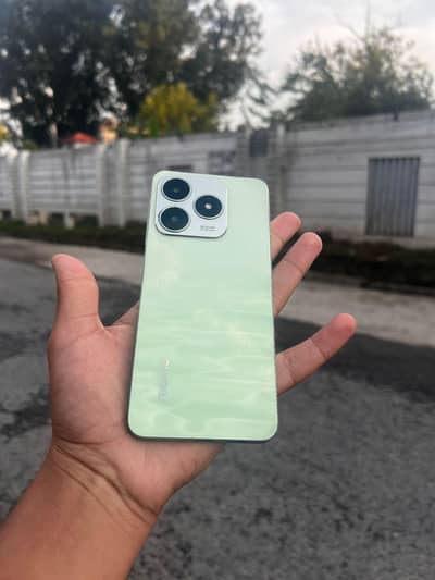Realme C63