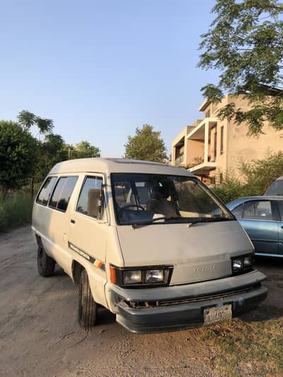 Townace 83-86 model for sale