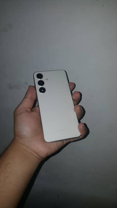 Samsung Mobile S24 10/10  (exchange possible)
