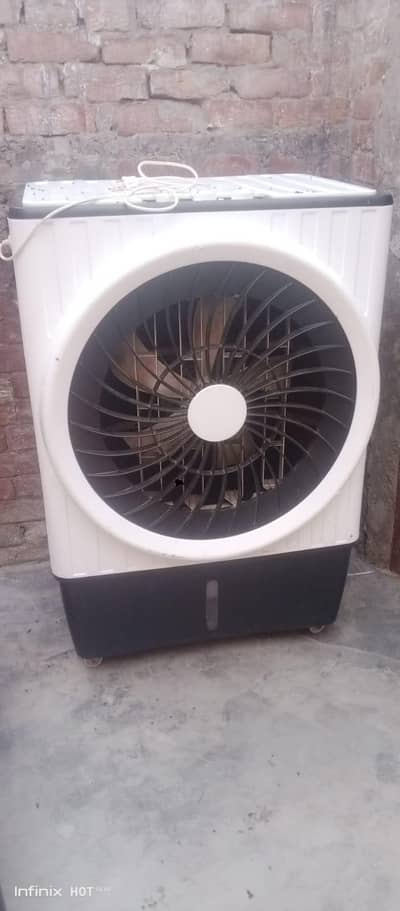 10/10 condition with ice busks
