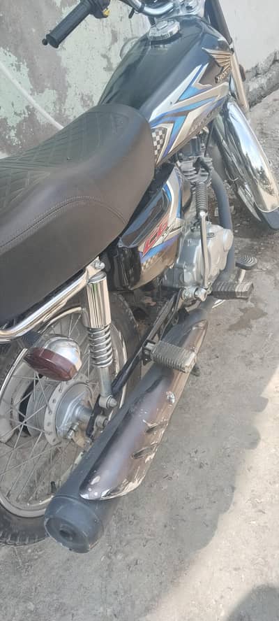 honda 125 2025 model black irgent sale