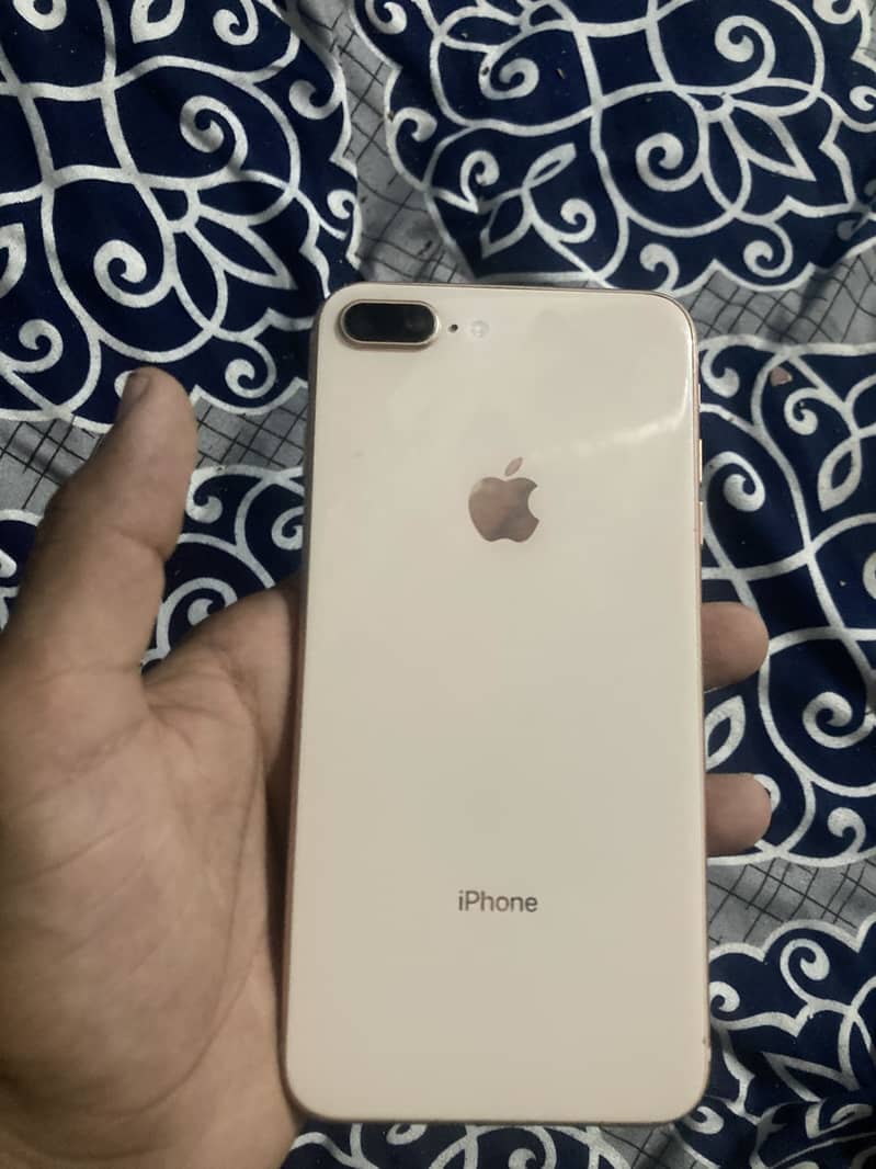 Apple iPhone 8 Plus 2