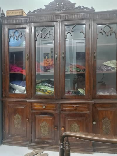 chinnyoti Divider by wood