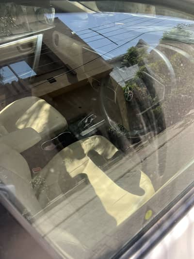 Altis automatic 1.6 cc super white color