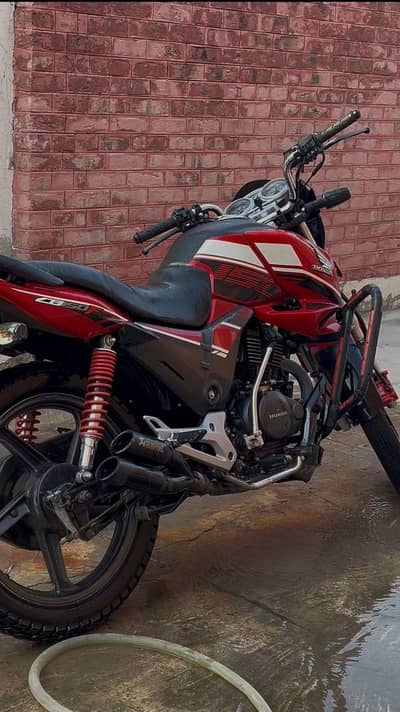 Honda cb150f