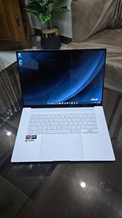 Asus Zenbook S 16 | OLED 3K 120 Hz
