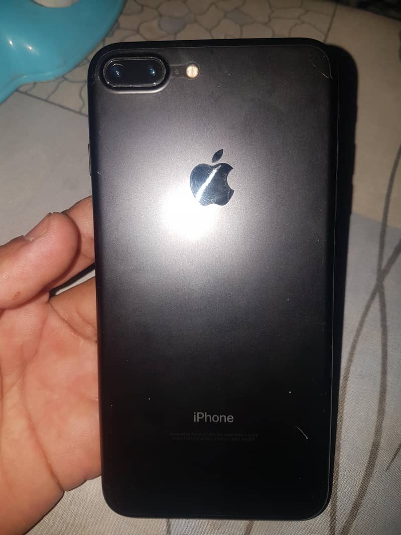 Apple iPhone 7 Plus 7