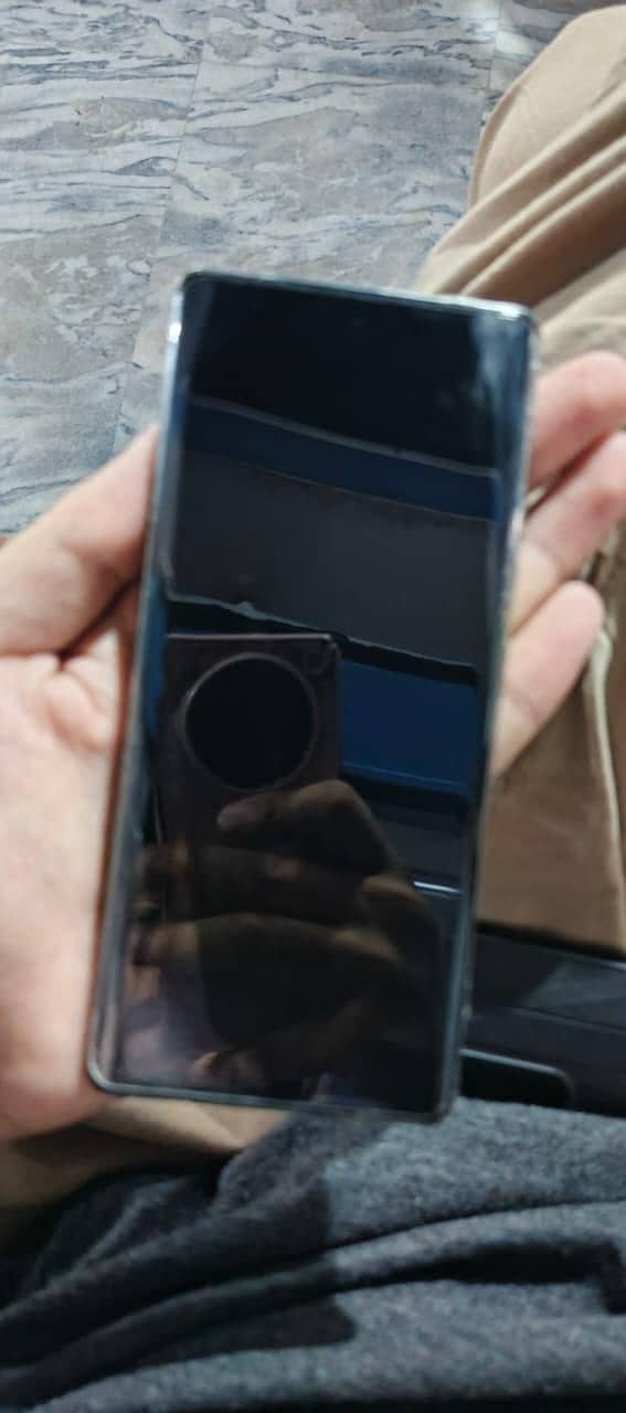 Tecno CAMON 40 Pro 3