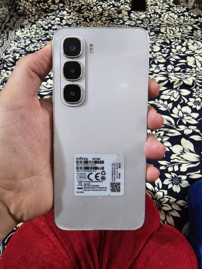 Infinix Hot 60i 6/128 lush condition