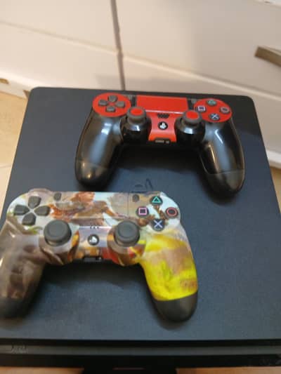 PS4 Slim Jailbreak Console in Excellent condition. Just Plug and Play