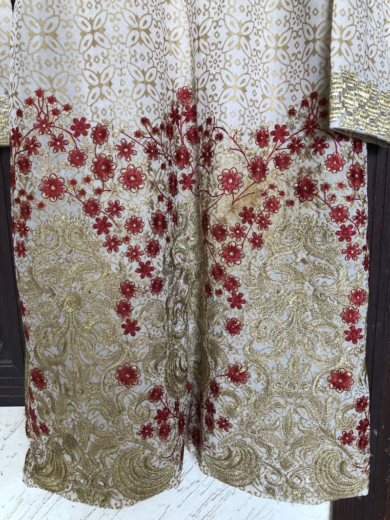 Kurti. 2