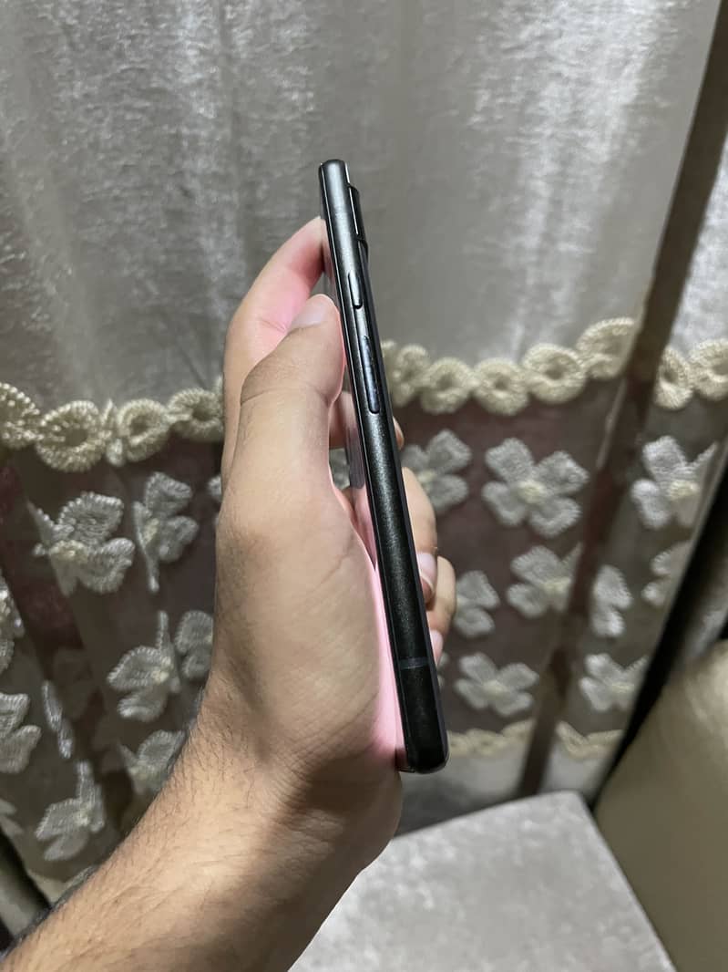 Google Pixel 6a 4