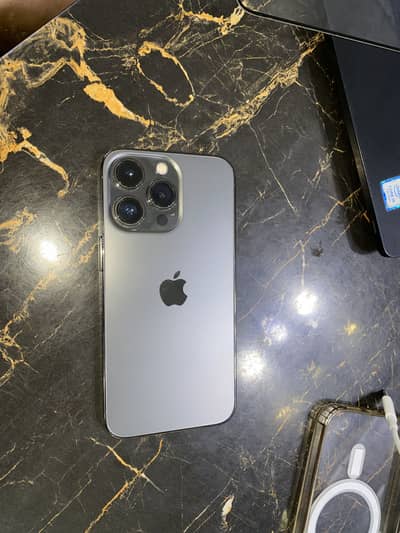 Apple iPhone 13 Pro