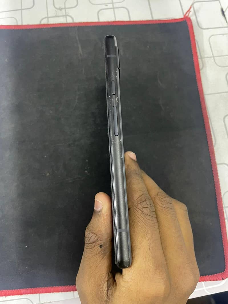 Google Pixel 6a 1