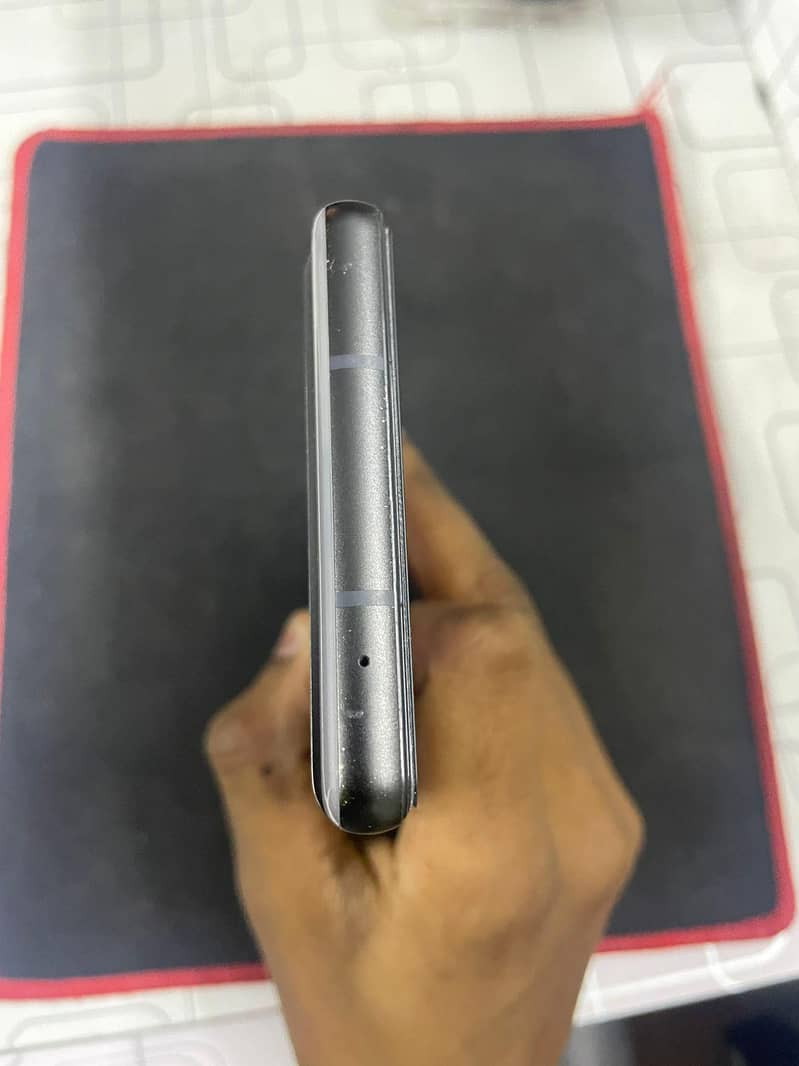 Google Pixel 6a 5