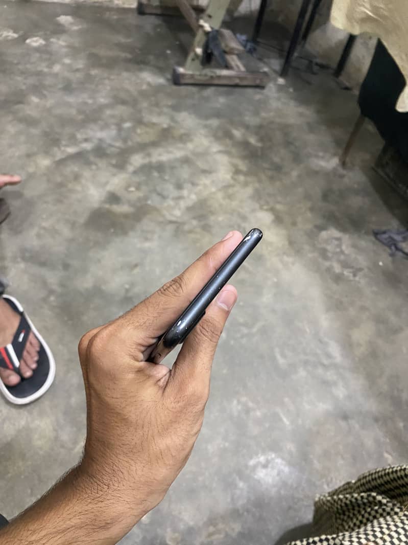 Apple iPhone 7 Plus 2