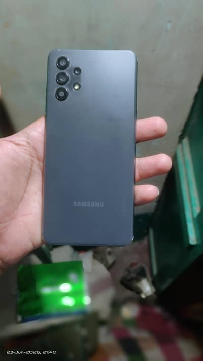 Samsung Mobile A32 full saaf peace 10 by 10