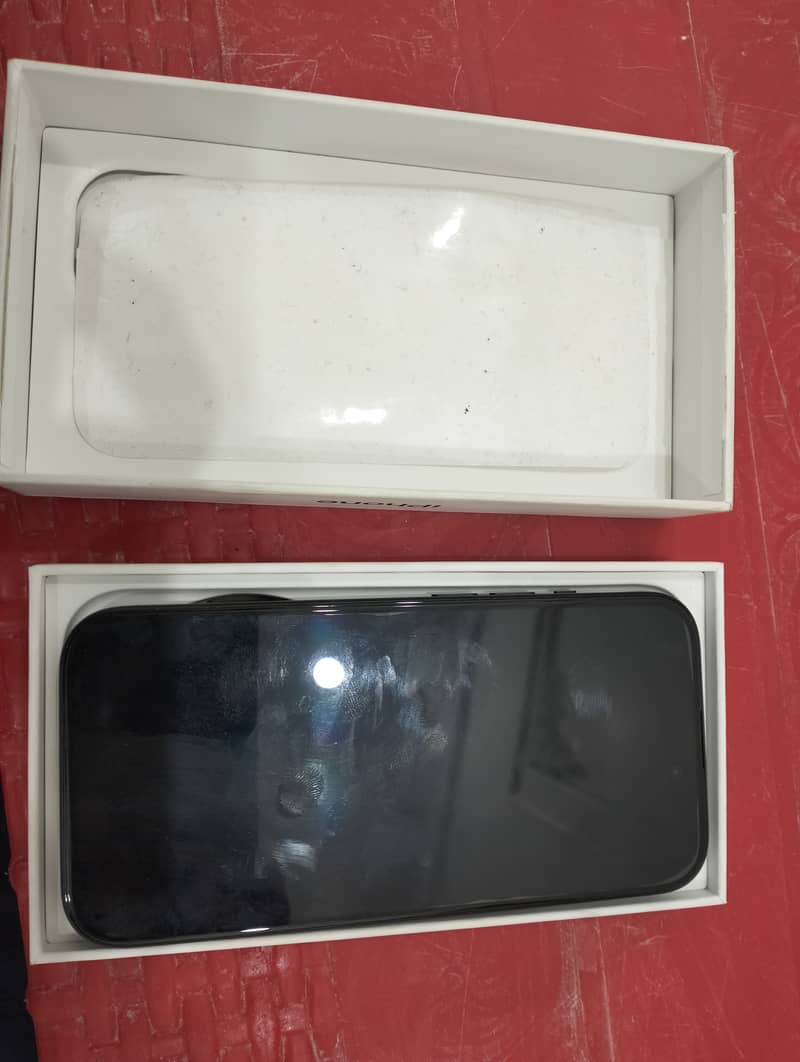 Apple iPhone 15 3