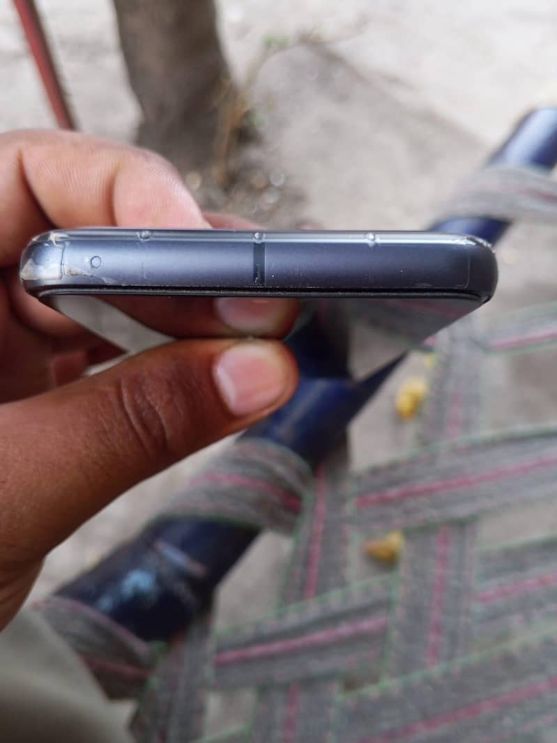 Google Pixel 8 3
