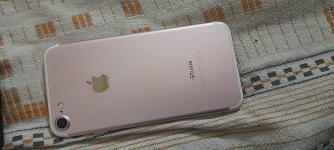 Apple iPhone 7