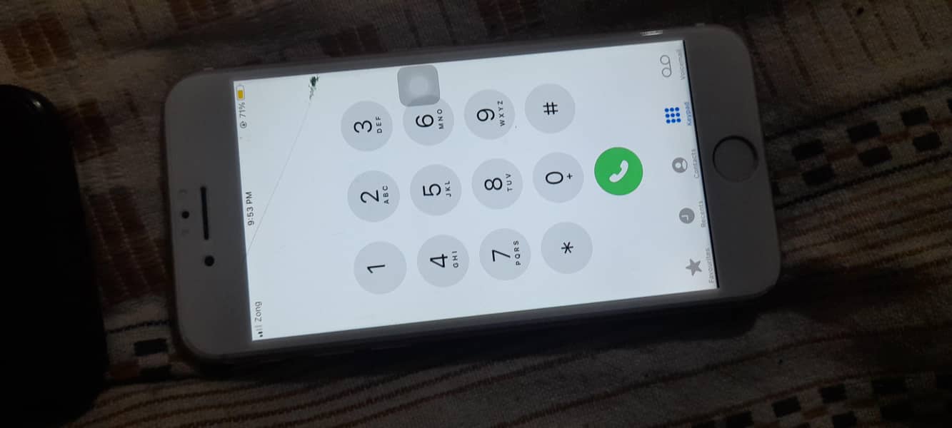 Apple iPhone 7 1
