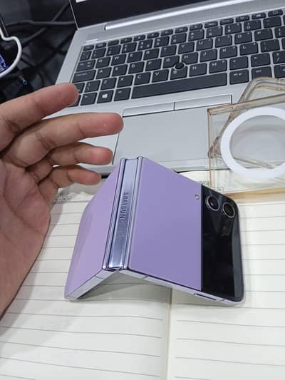 Samsung Z Flip 4 8/256GB 10/10
