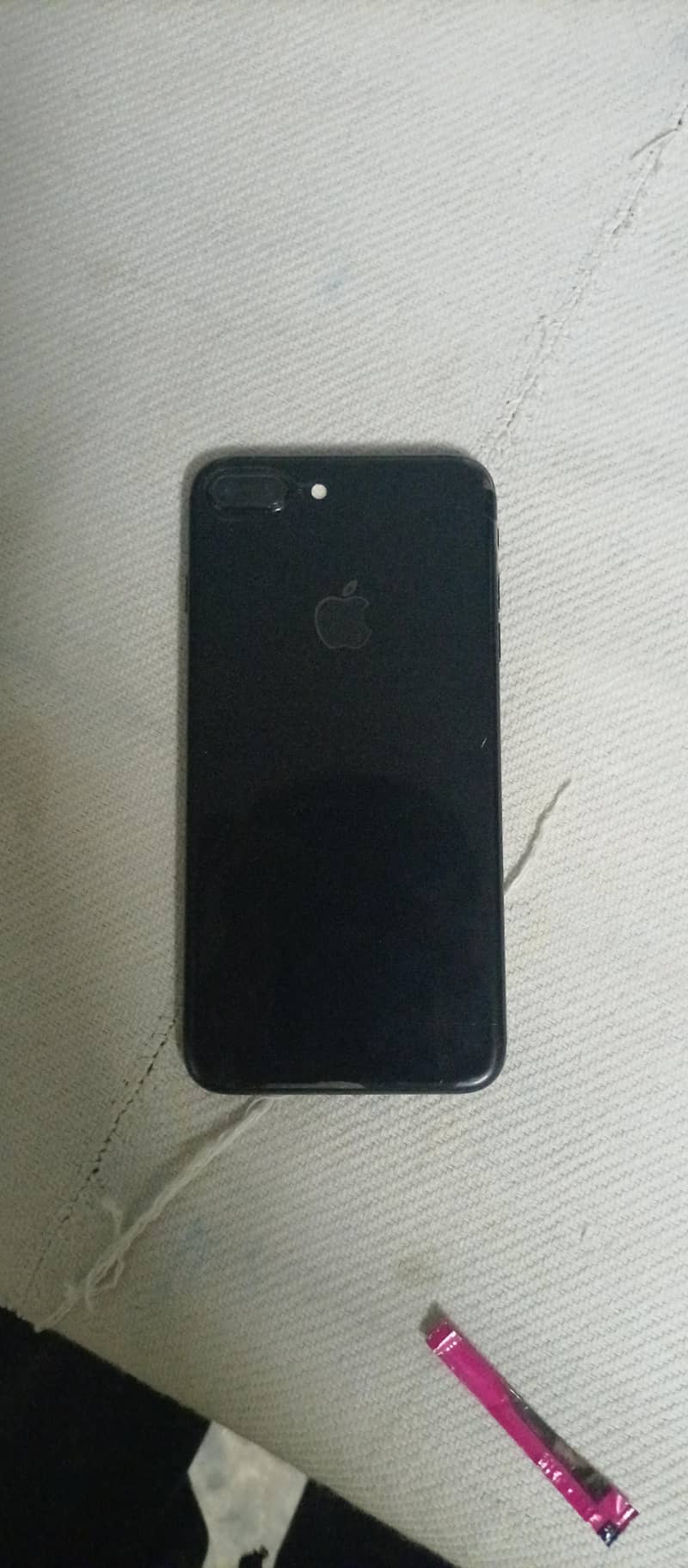 Apple iPhone 7 Plus 1
