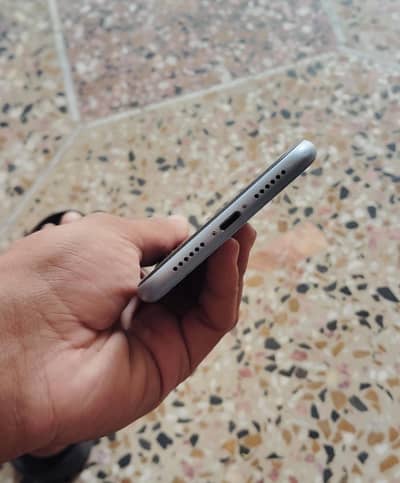 Apple iPhone XR